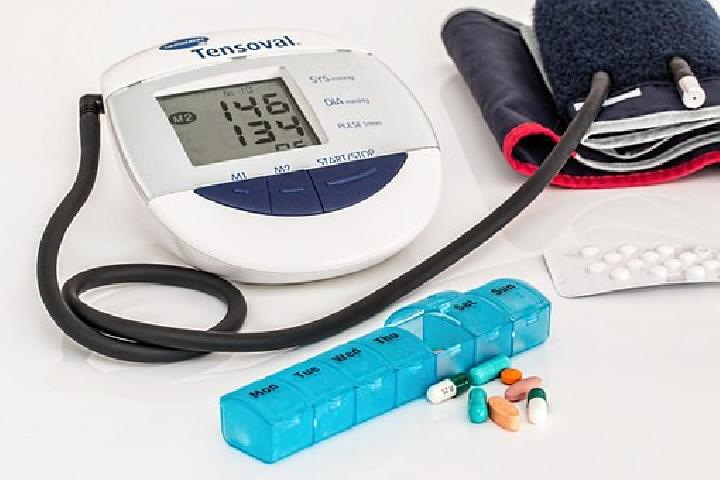 Lalai Minum Obat, Penderita Tekanan Darah Tinggi Rentan Kena Komplikasi