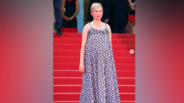 Michelle Williams Hamil Anak Ketiga Tampil Elegan di Festival Film Cannes 2022